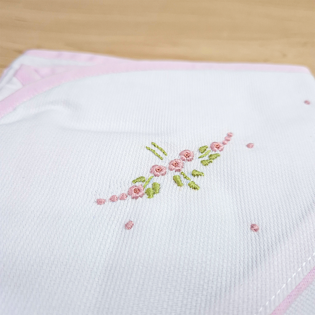 Toalha capuz - Florzinhas - Imagem 3